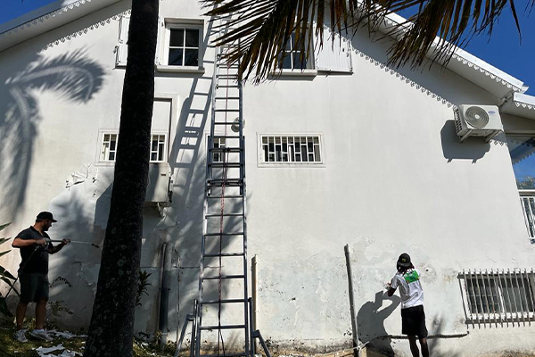 Ravalement de façade et peinture à Le Piton Saint-Leu (97424) à la Réunion